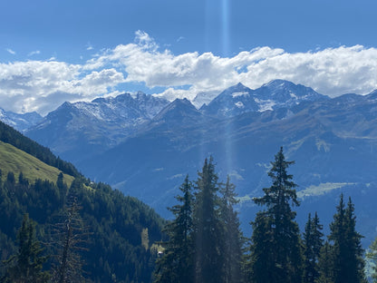 Full day guided walking in Verbier